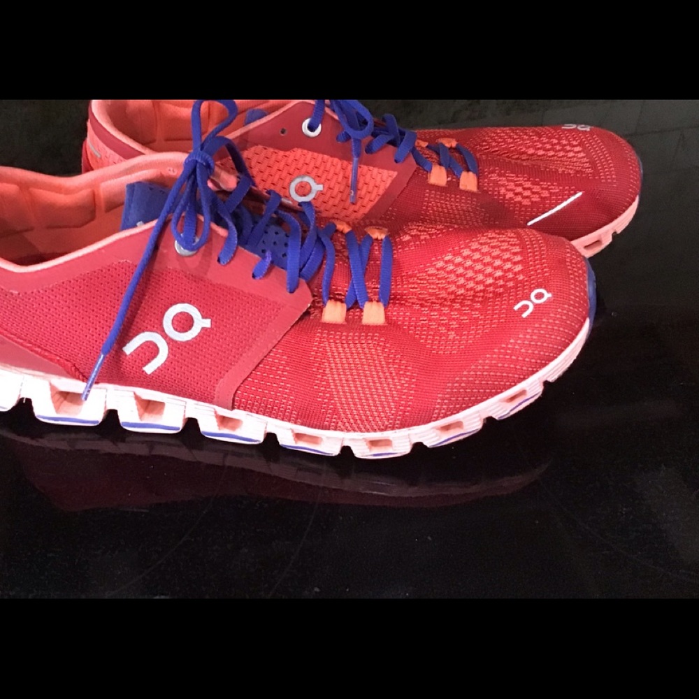ON Sneakers